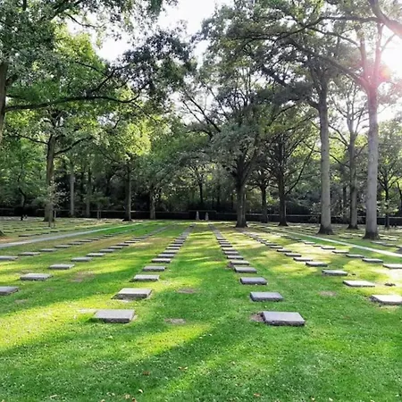 In With Stunning Sea Views